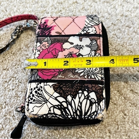 Vera Bradley Wristlet Wallet Mocha Rouge Organizer Key Chain Travel ID Holder - Picture 8 of 9